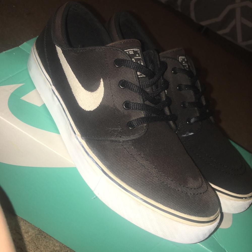 Nike Janoski Shoes